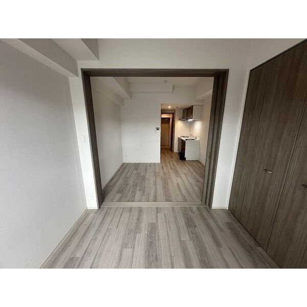 エスリードレジデンス江坂垂水町9階1DK 部屋①の画像