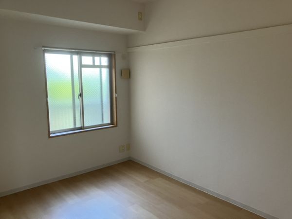 サングレース豊中1階3LDK 部屋②の画像
