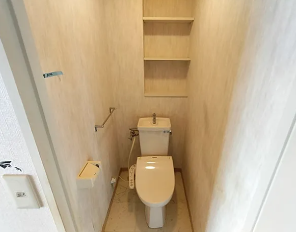 ラ・フォーレ5階4LDK以上 トイレの画像