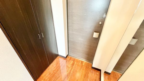プレジオ帝塚山14階2LDK 玄関の画像