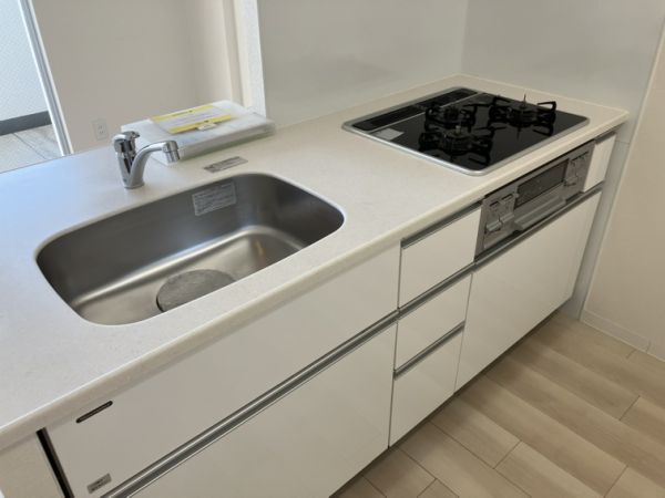 BLANC FORET2階2LDK キッチンの画像