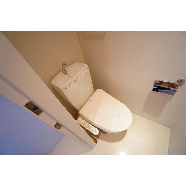 匠空KYOMACHIBORI8階1R トイレの画像