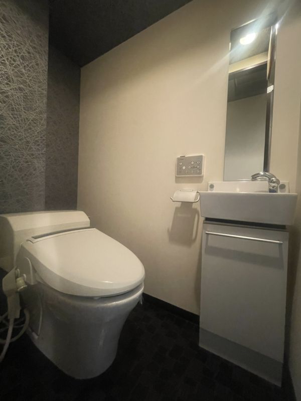 EHRBE西長堀10階2LDK トイレの画像