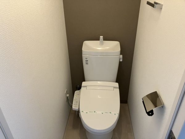 アドバンス上町台シュタット13階1K トイレの画像
