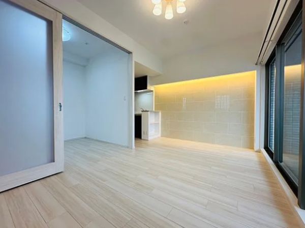 プレジオ松屋町12階1LDK リビングの画像
