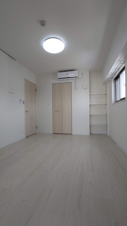 ラヴィベール江坂8階1LDK 部屋①の画像