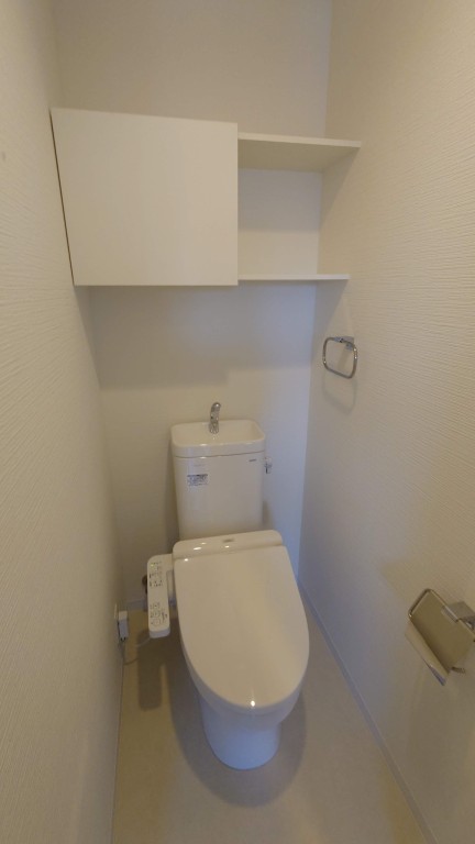 ラヴィベール江坂8階1LDK トイレの画像