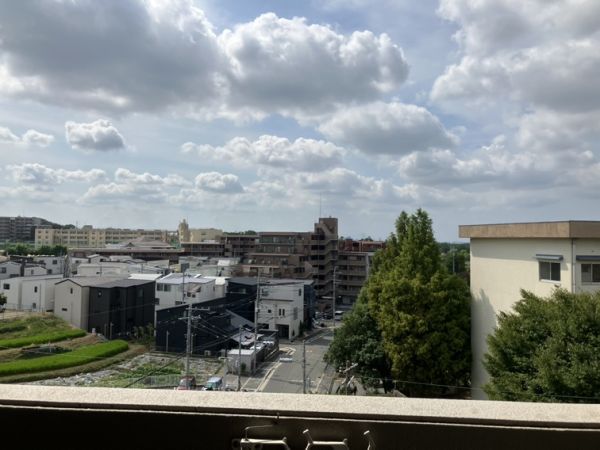 ジョイフルライフ泉丘6階3LDK 景観の画像