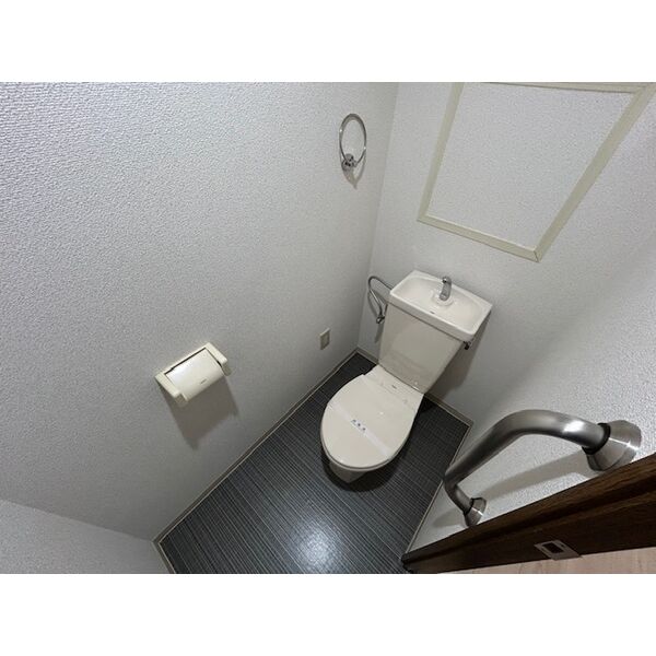 ウィステリア千里04階3LDK トイレの画像