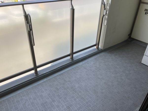 パークフラッツ緑地公園2階1R ベランダの画像