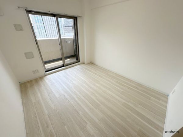 ユーレジデンス淀屋橋13階1K リビングの画像