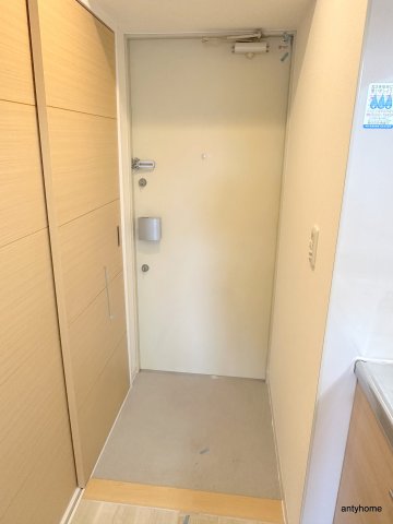 ユーレジデンス淀屋橋15階1K 玄関の画像