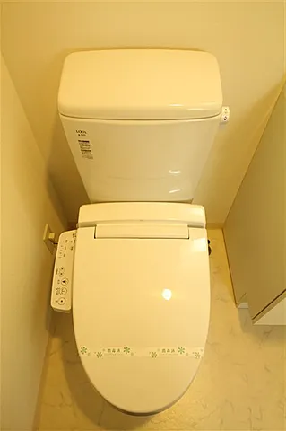 アーデンタワー本町イースト11階1K トイレの画像