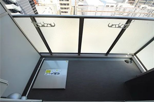 アーデンタワー本町イースト11階1K ベランダの画像