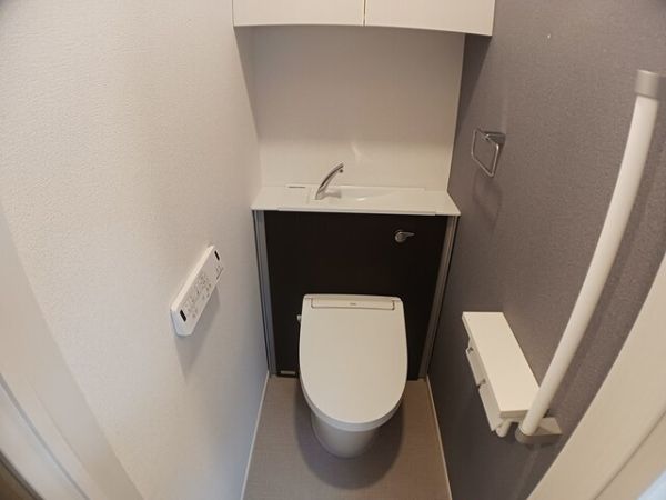 ヒカルサ堺市文珠橋通Ⅰ1階1K トイレの画像