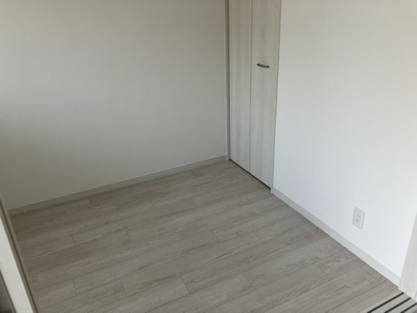 Villa　41　YAMATE　SUITA2階2LDK 部屋②の画像
