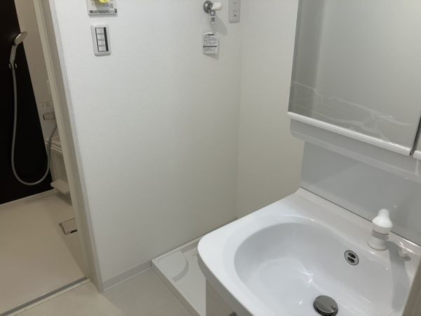 Villa　41　YAMATE　SUITA3階2LDK 洗面所の画像