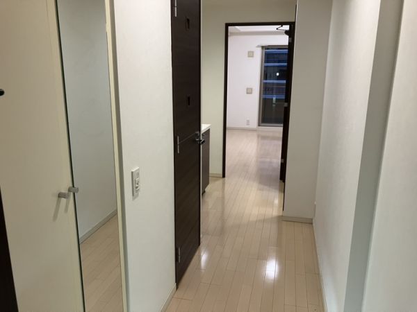 クラウンハイム北心斎橋フラワーコート2階1K 玄関の画像