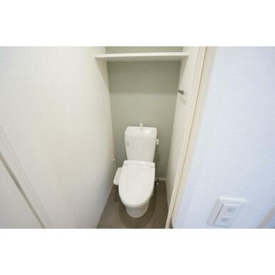 Dimus新大阪8階1K トイレの画像
