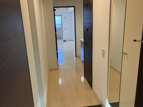 クラウンハイム北心斎橋フラワーコート14階1K 玄関の画像