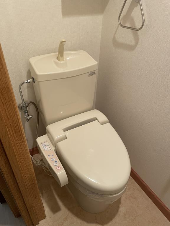 J・ソブリン1階1LDK トイレの画像