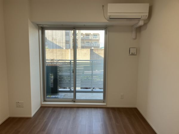 エメルミナ豊中岡町3階1K リビングの画像