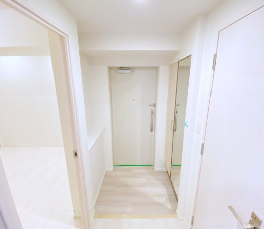 スプランディッド上本町WEST4階2LDK 玄関の画像