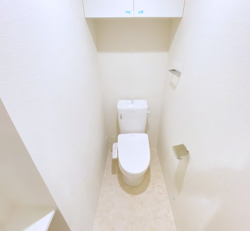 スプランディッド上本町WEST4階2LDK トイレの画像