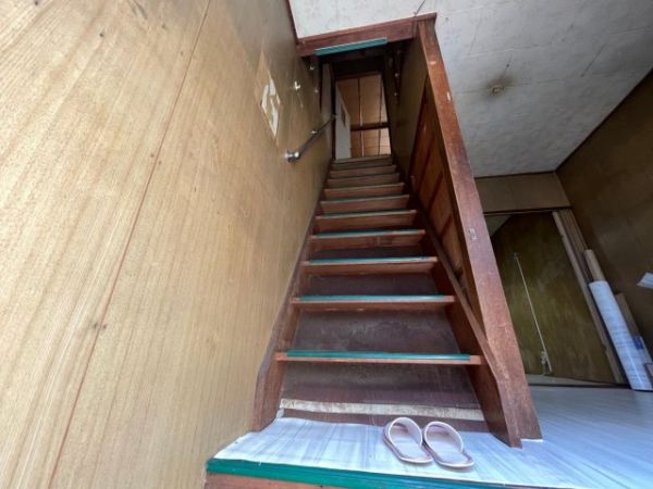 南津の辺町8A戸建て1階3K 玄関の画像