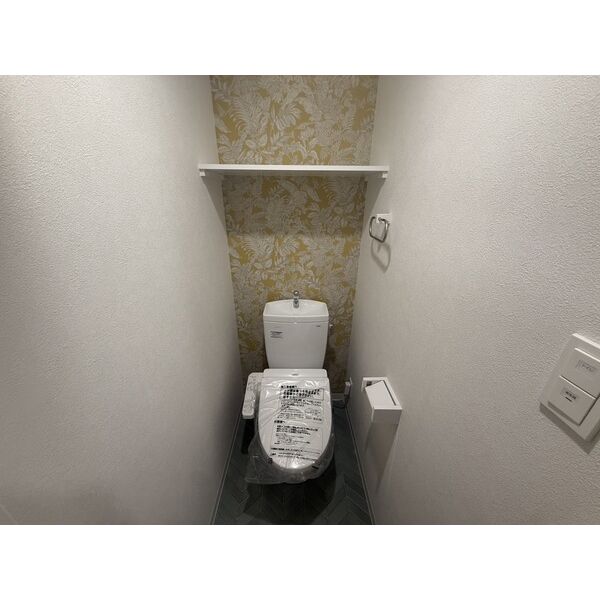 GLUCK MAISON S-SAKAI XVI2階1K トイレの画像