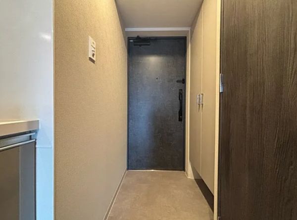 リヴェント難波ウエスト14階1K 玄関の画像