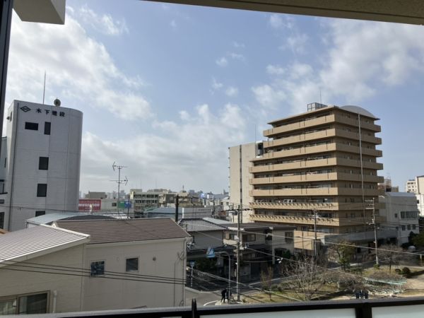 ブランシエスタ南吹田パークサイド4階1LDK 景観の画像