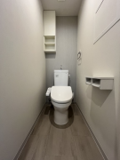 ハピネスガーデン新大阪5階1LDK トイレの画像