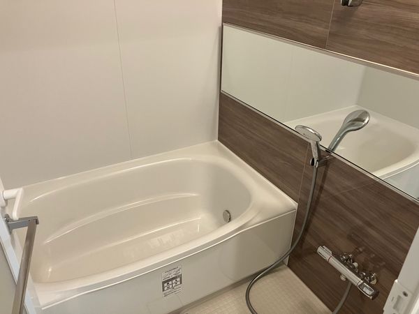 GROOVE豊中レジデンス1階2LDK お風呂の画像