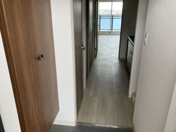 ArtizA堺13階1DK 玄関の画像