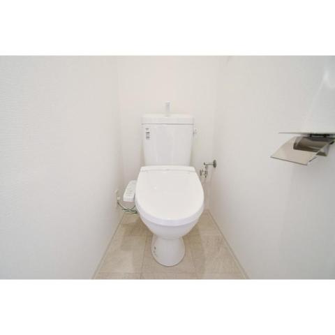アドバンス名古屋アウリィ2階1K トイレの画像
