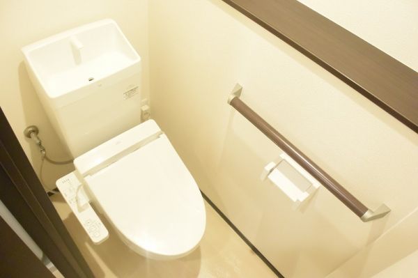 レオネクスト宝1階1K トイレの画像