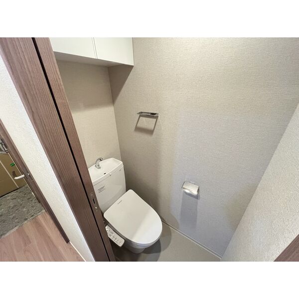 スプランディッド梅田グランノース03階1LDK トイレの画像