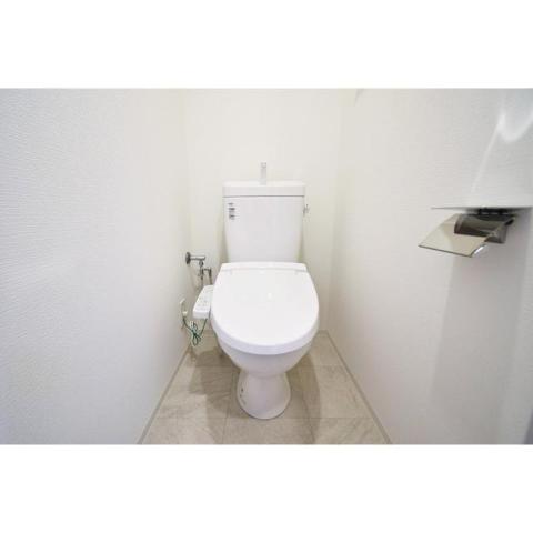 アドバンス名古屋アウリィ9階1K トイレの画像