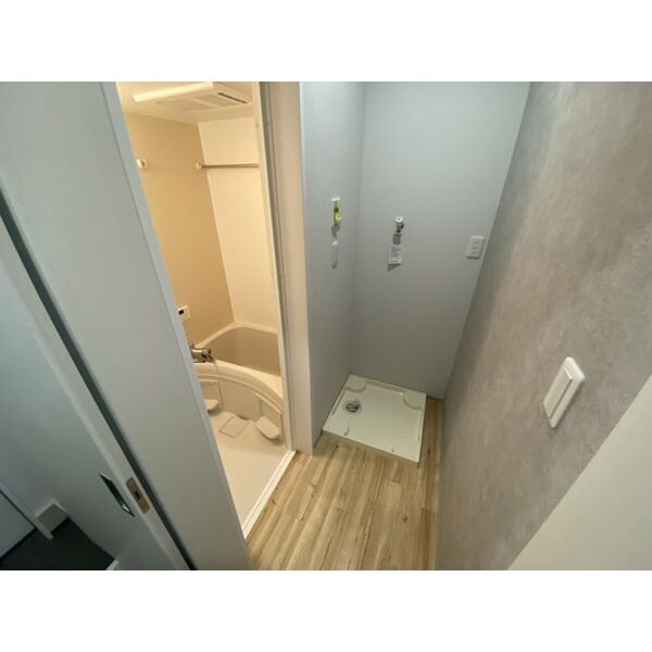 アンビシオン天下茶屋1階1K ベランダの画像