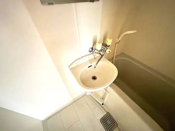 サンコークレアール5階1K 洗面所の画像