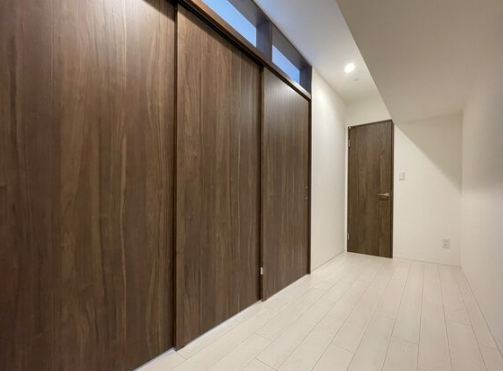 ファーストフィオーレ蛍池ルナーレ8階1DK 部屋①の画像