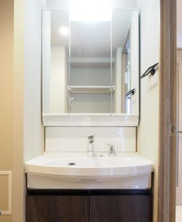 Louis Residence 弁天町3階1LDK 洗面所の画像