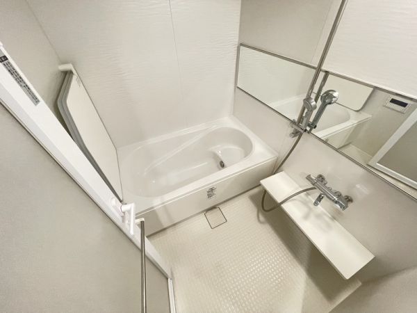 ブランニードタワー長居ガーデンスクエア20階2LDK お風呂の画像